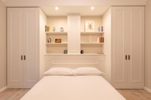 Wonderful 2 Bedrooms Fiera Area Mirable Pm — 4-Star Luxury Hotel in Milan, Italy