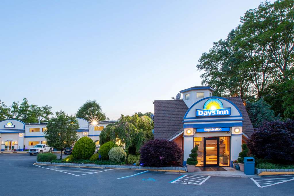 Days Inn by Wyndham Nanuet Spring Valley - featured photo