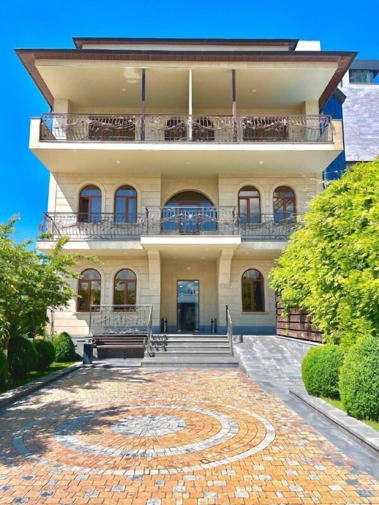 Bien hotel - last minute hotel in Yerevan