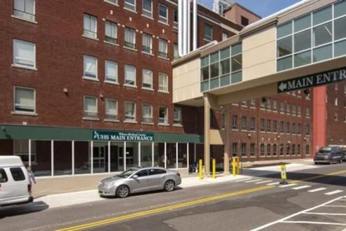 Intimate 1 Bedroom Apt by UHS — 4-Star Luxury Hotel in Binghamton, United States