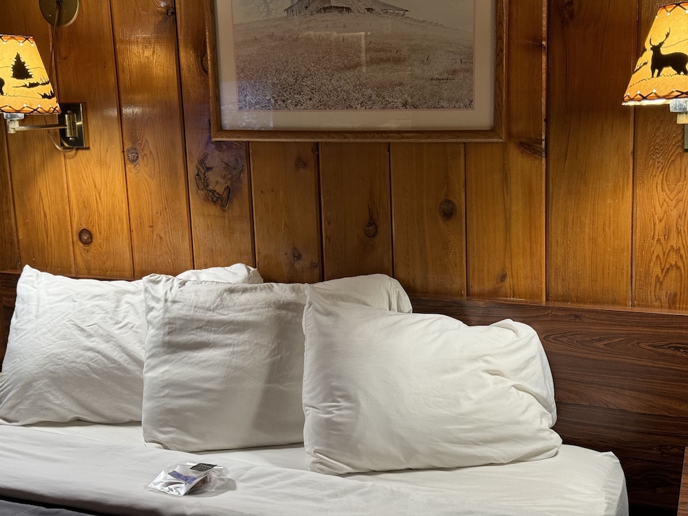 Kootenai Valley Motel - photo 31
