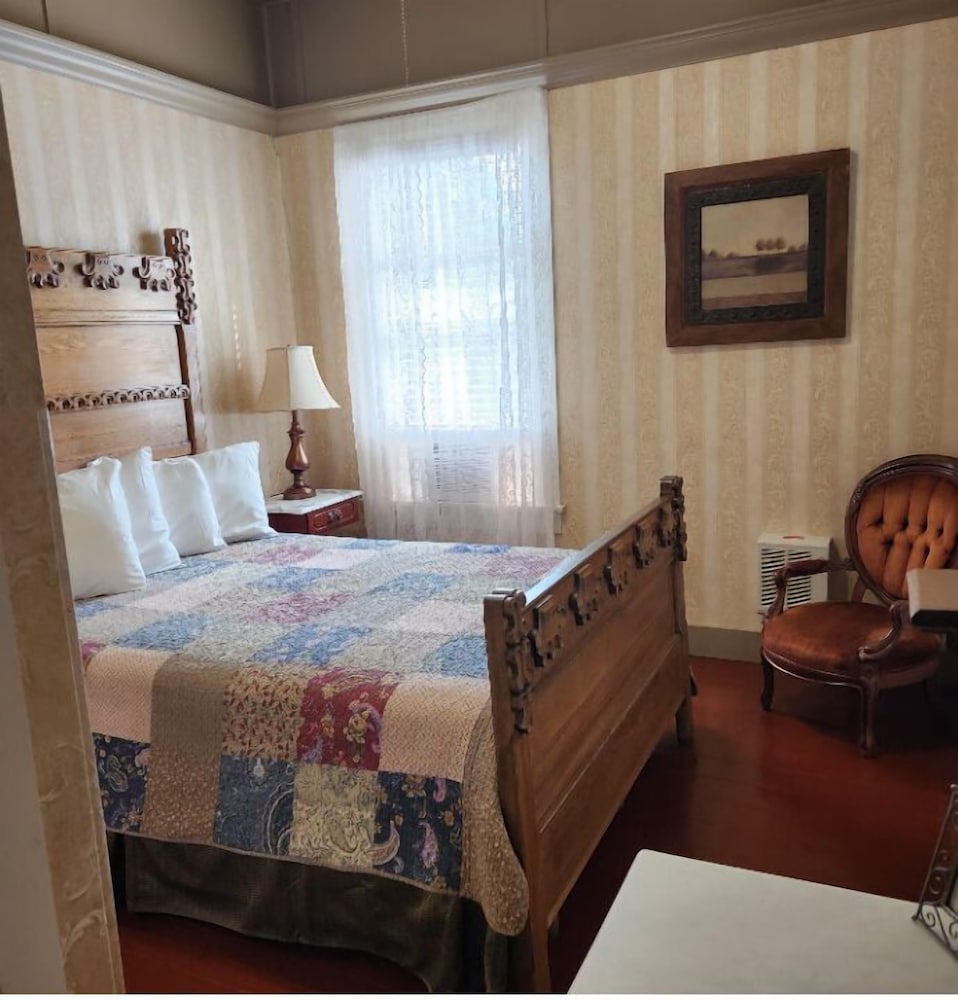 Fairweather Inn - photo 12