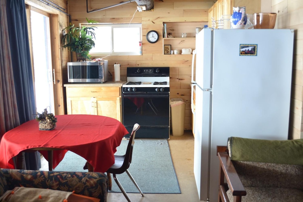 AJ's Lodge and Oven - photo 18