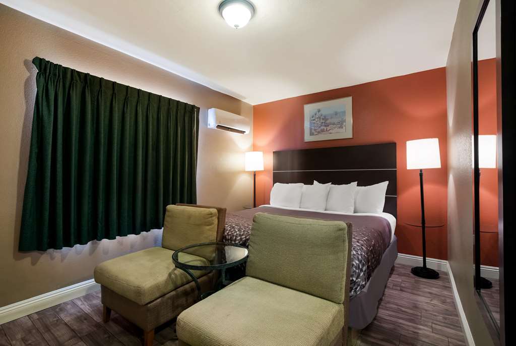 Rodeway Inn near Coachella - photo 8