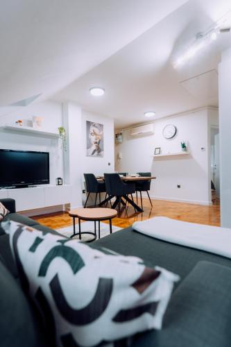 Apartment Sara — 4-Star Luxury Hotel in Zagreb, Croatia