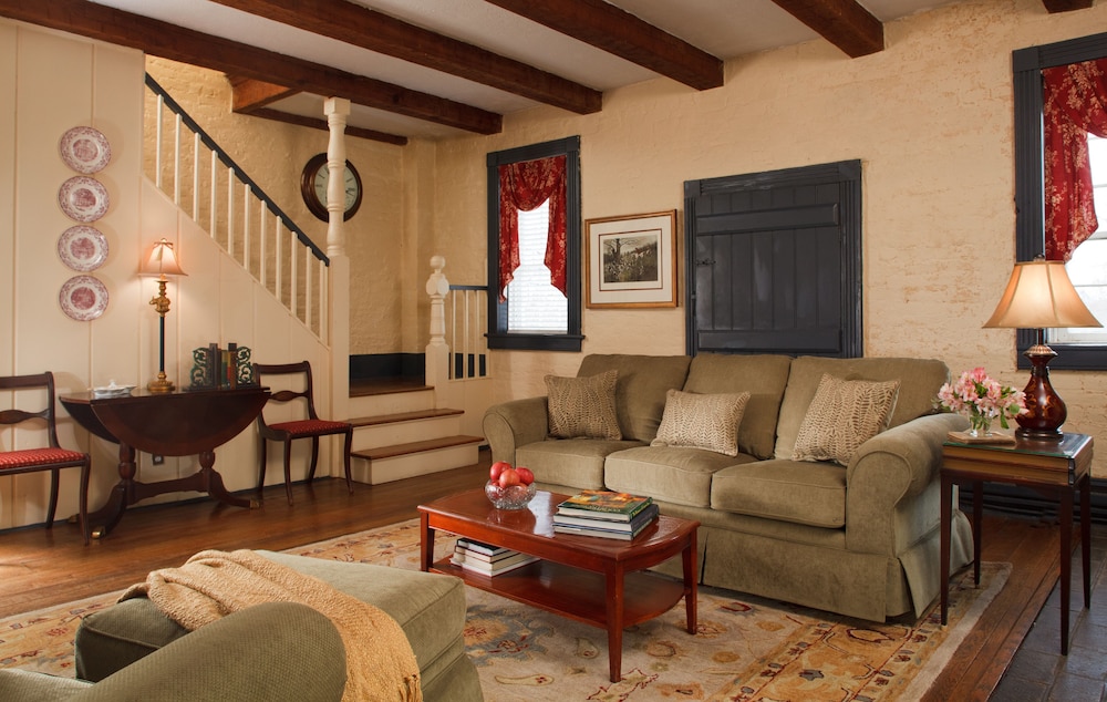 The Estate at Meander - photo 38