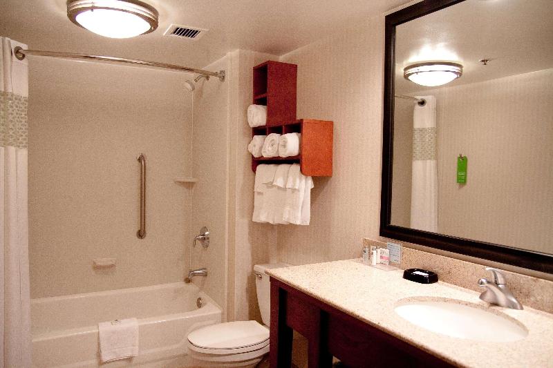 Hampton Inn Charleston Downtown - photo 11