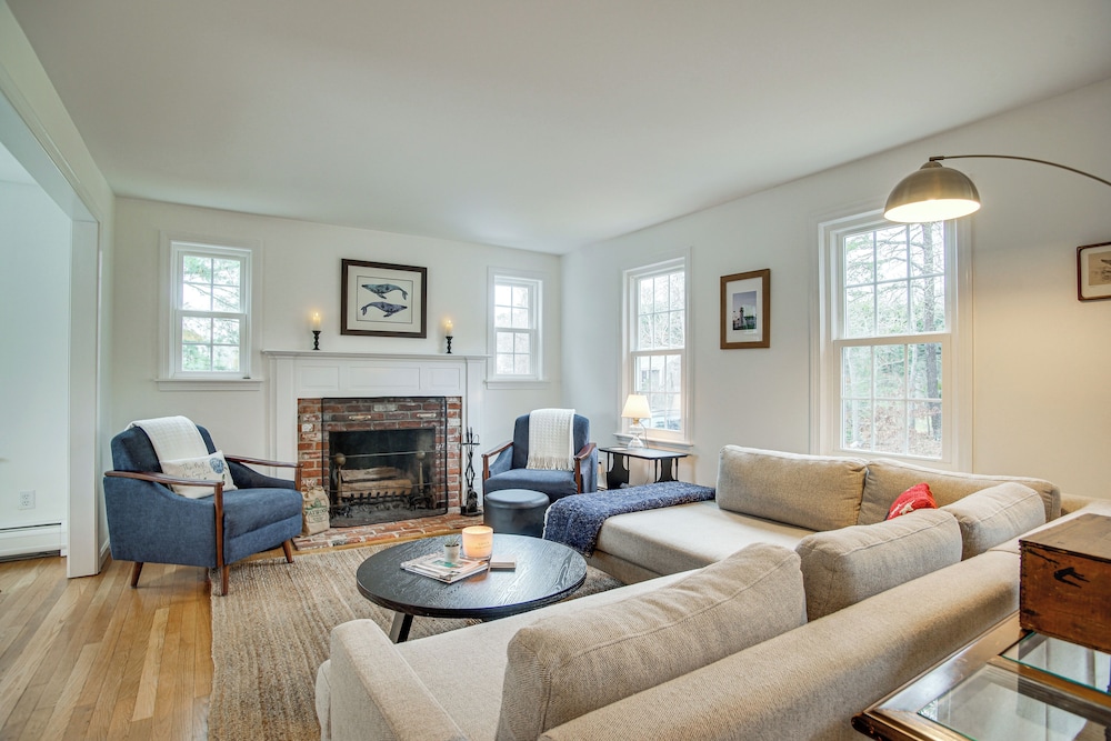 1 Mi To Sand Mid Cape Chatham With Furnished Deck — Chatham