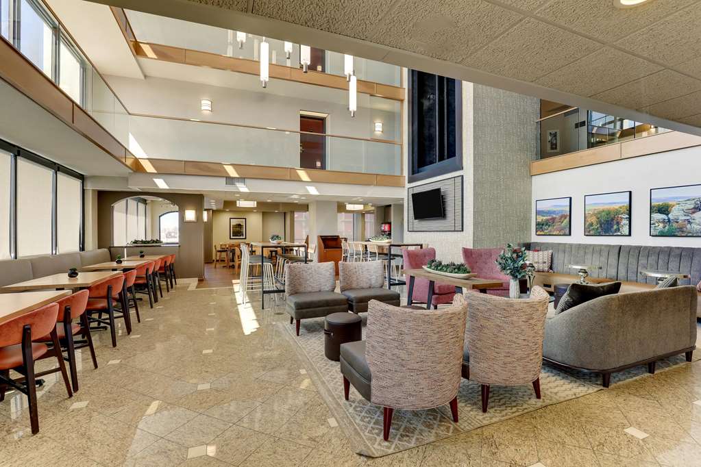Drury Inn & Suites Marion - photo 13