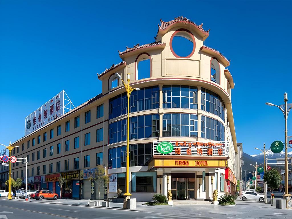Vienna International Hotel — hotel in Baoyou