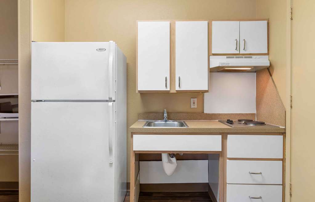 Extended Stay America Suites Fort Worth Medical Center - photo 23