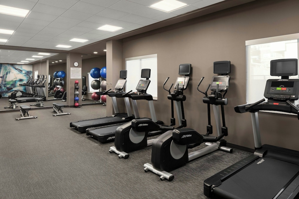 Courtyard By Marriott Seattle Northgate - photo 23