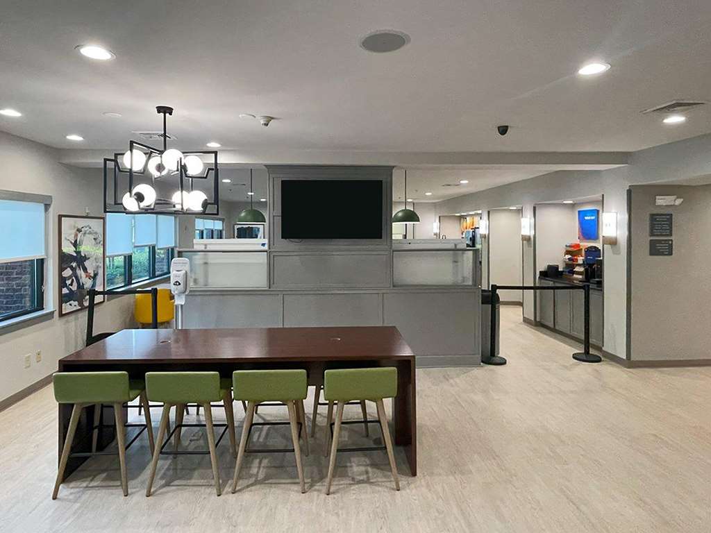 Comfort Suites Mobile South Alabama University Area in Mobile, United States