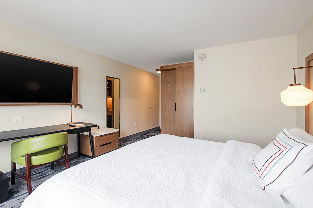 Fairfield Inn & Suites by Marriott Duluth Waterfront - photo 6