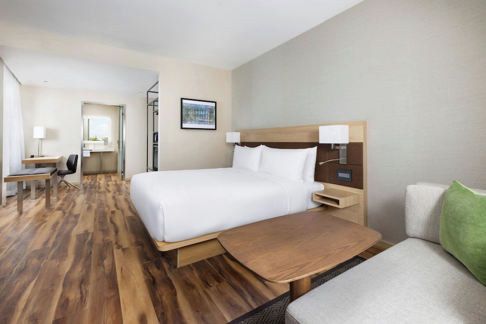 AC Hotel by Marriott Honolulu - photo 21