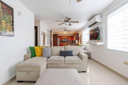 Hacienda M&B Perfect for Groups with Pool and Spacious Patio in Vega Baja, Puerto Rico