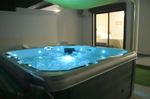 Lodge Palmeraie & son Jacuzzi exclusif — 4-Star Luxury Hotel in Matoury, French Guiana