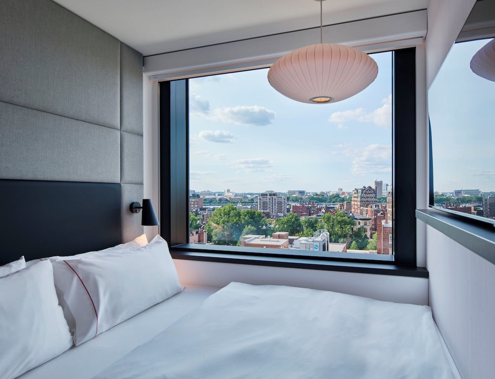 citizenM Boston Back Bay - photo 20