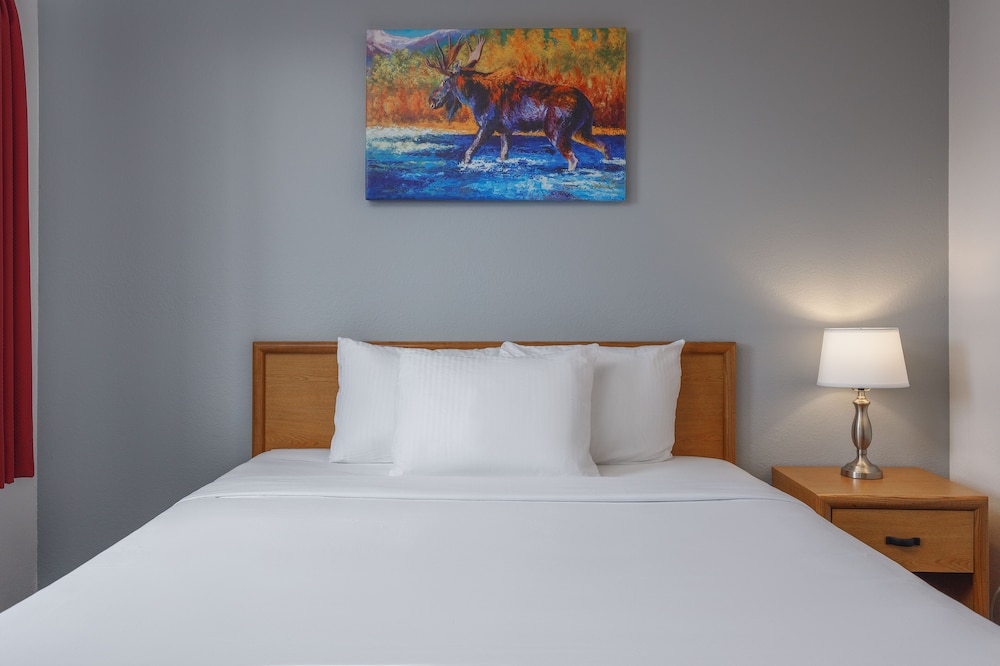 Golden North Inn - photo 14