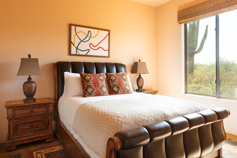 Westland by Avantstay Desert Oasis w Mountain View Pool & Basketball Court Scottsdale - photo 5