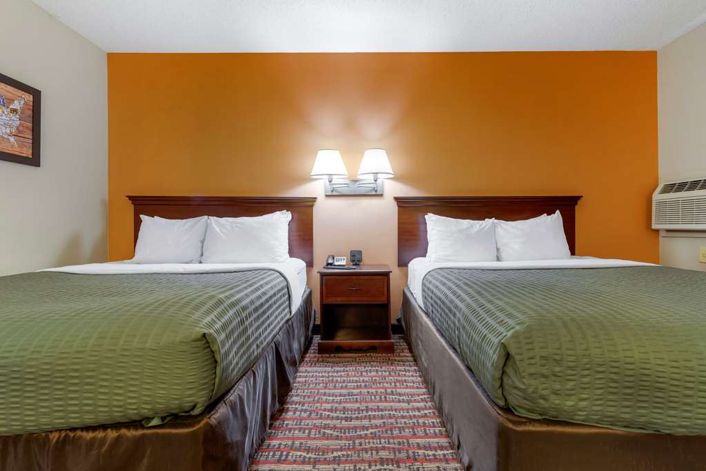 Econo Lodge Lakeview - photo 33