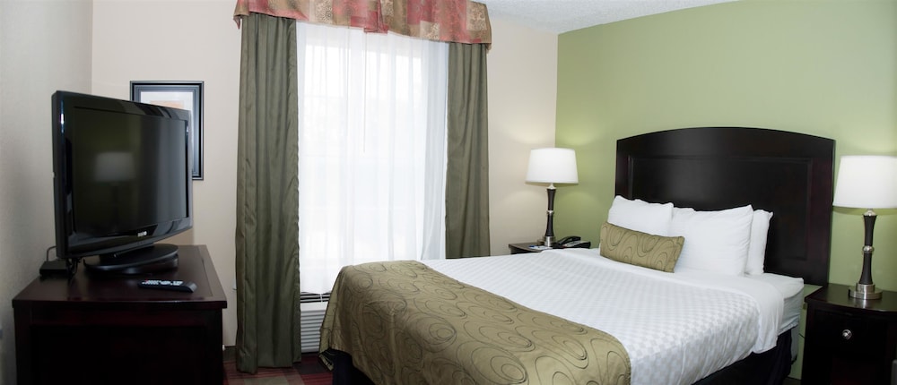 Landmark Hotel Dallas Addison - photo 3