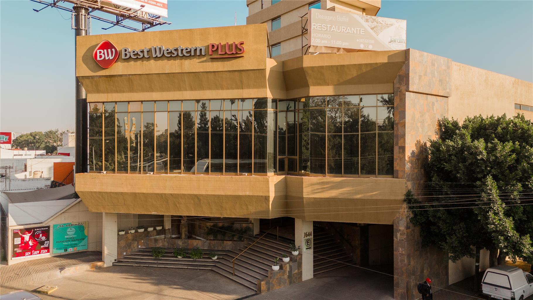 Best Western Plus Plaza Florida & Tower in Irapuato, Mexico