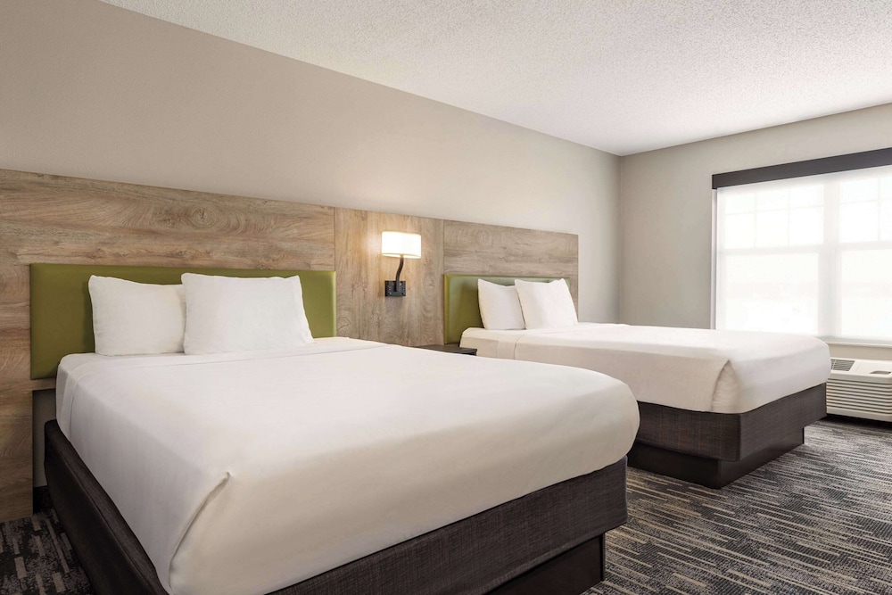 Country Inn & Suites by Radisson St. Cloud East MN - photo 7