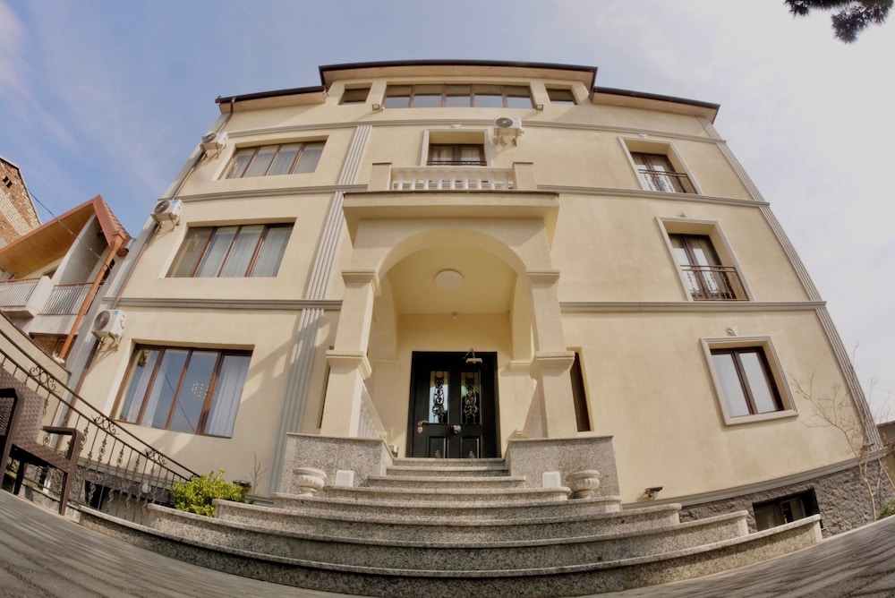 Phazisi Hotel - last minute hotel in Tbilisi