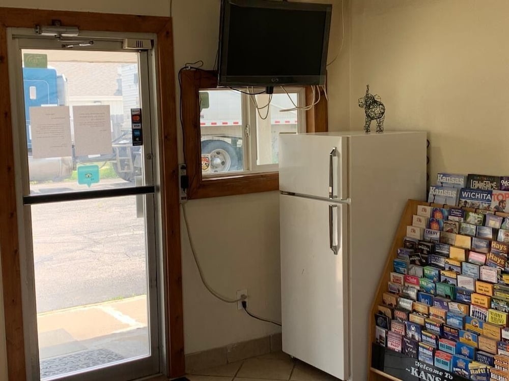 Budget Lodge Inn Abilene - photo 4