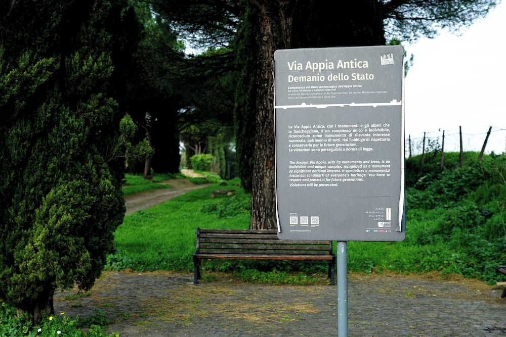 Appia Antica Room — hotel in Marino
