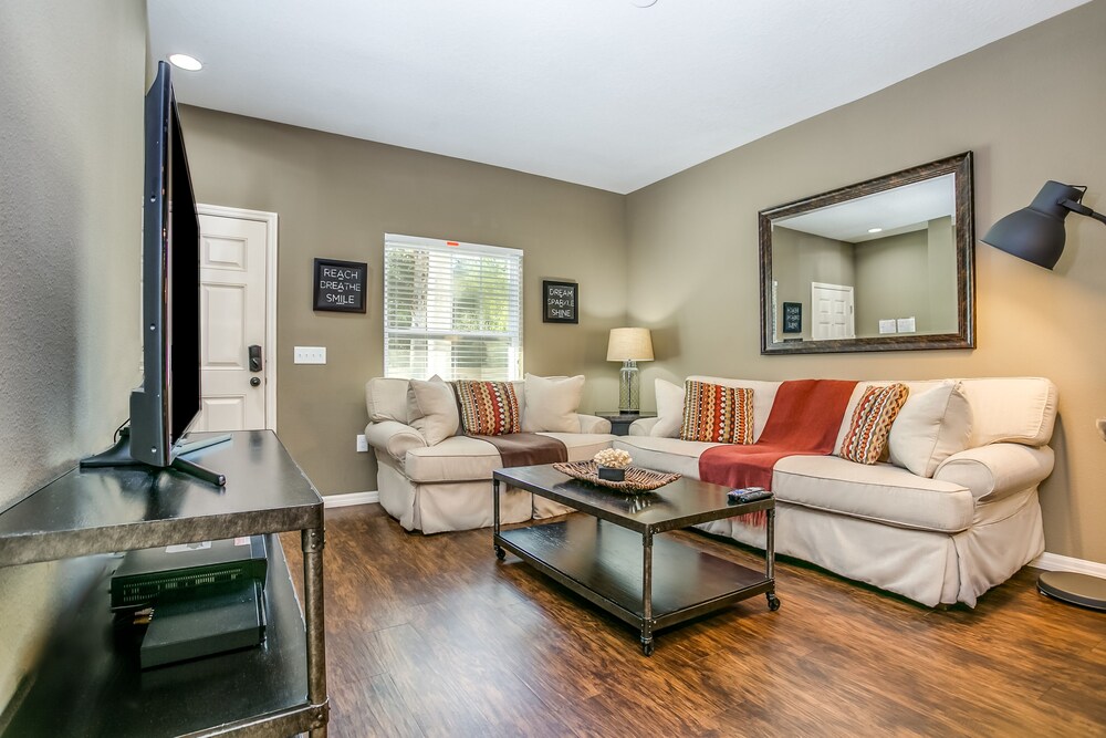 West Lucaya Resort 3 Bedroom Vacation Townhome - photo 15
