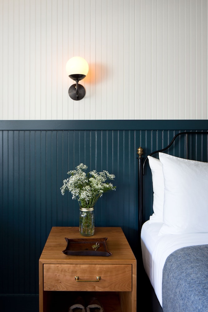 Anvil Hotel - photo 5