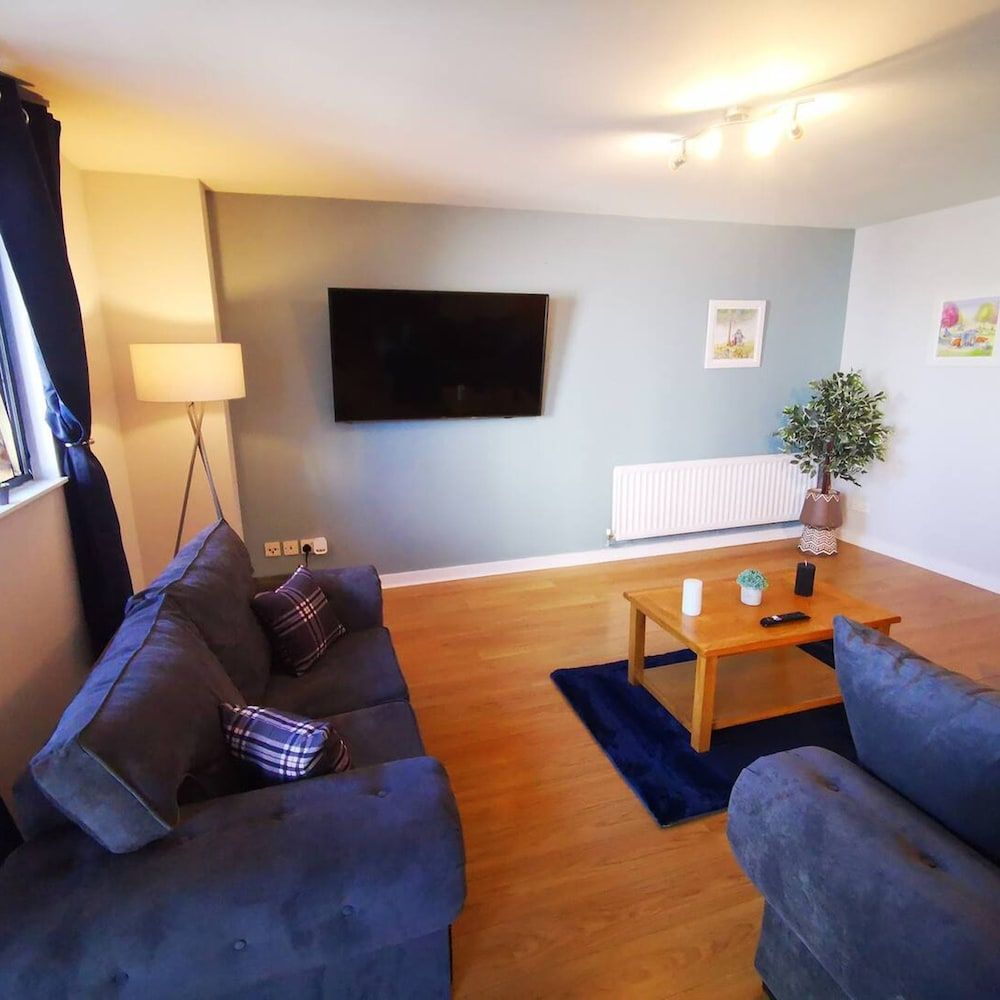 2BR Spacious City Centre Apartment — 4-Star Luxury Hotel in Belfast, United Kingdom