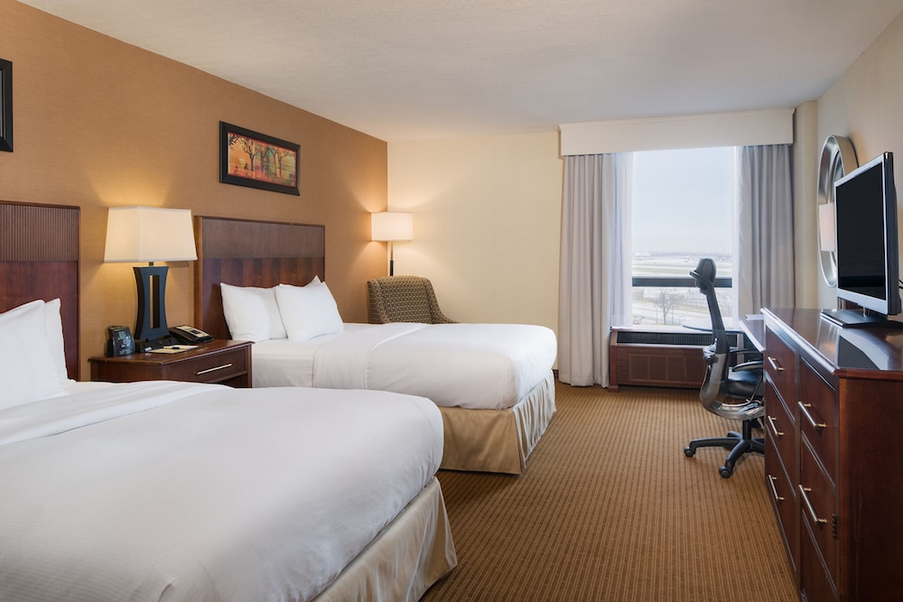 Doubletree by Hilton Philadelphia Airport - photo 11