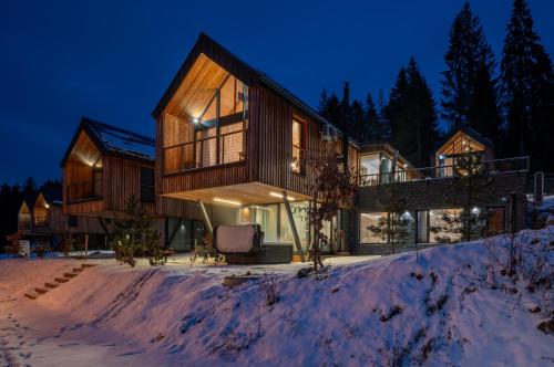 Chalet STRÖMY Demänovská dolina — 4-Star Luxury Hotel in Liptovsky Mikulas, Slovakia