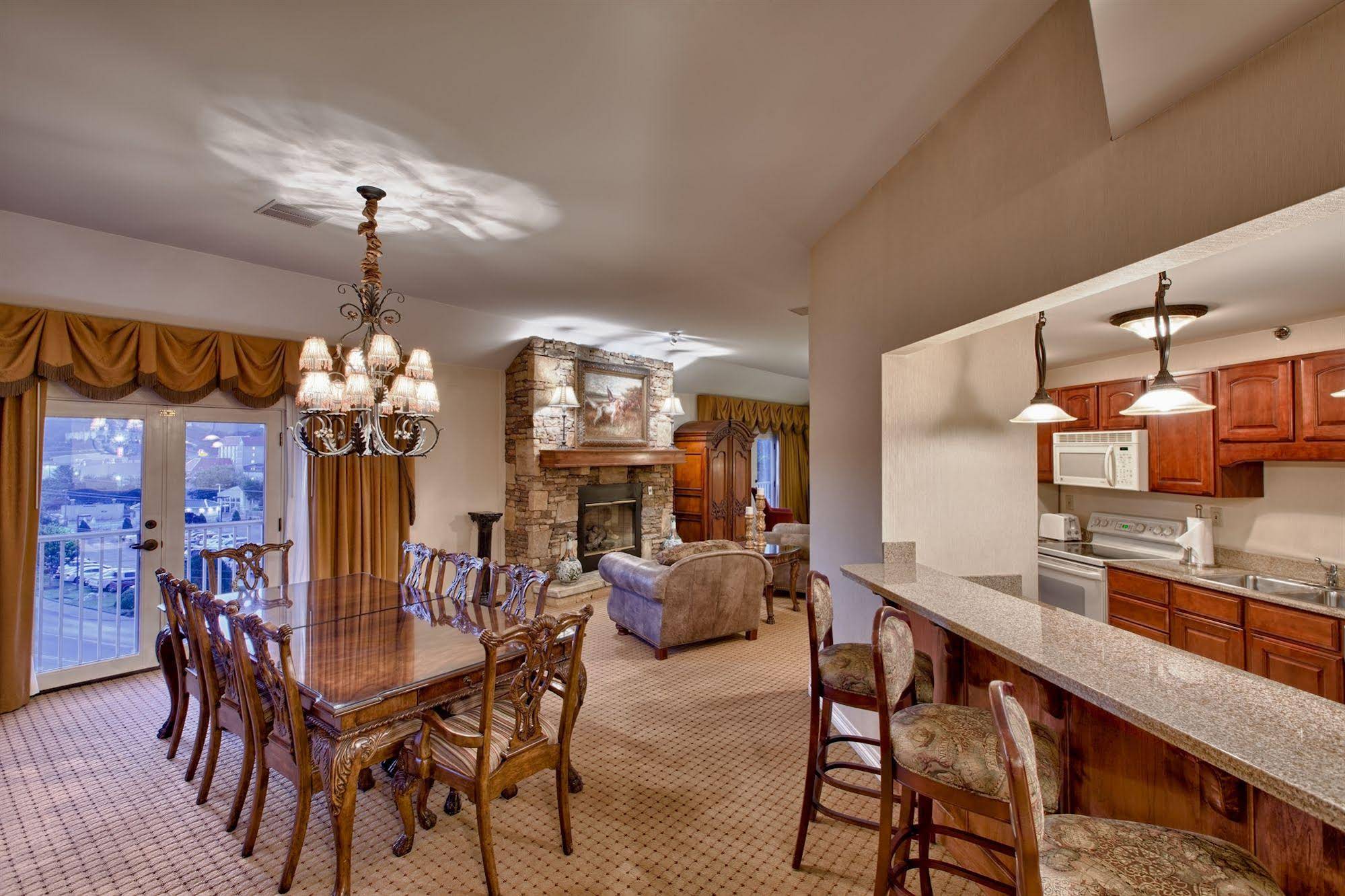 Music Road Inn - photo 9