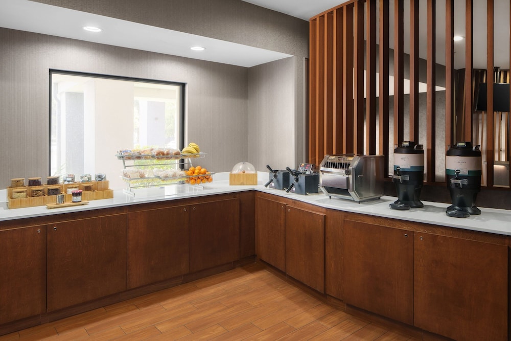 SpringHill Suites by Marriott Pasadena Arcadia - photo 27