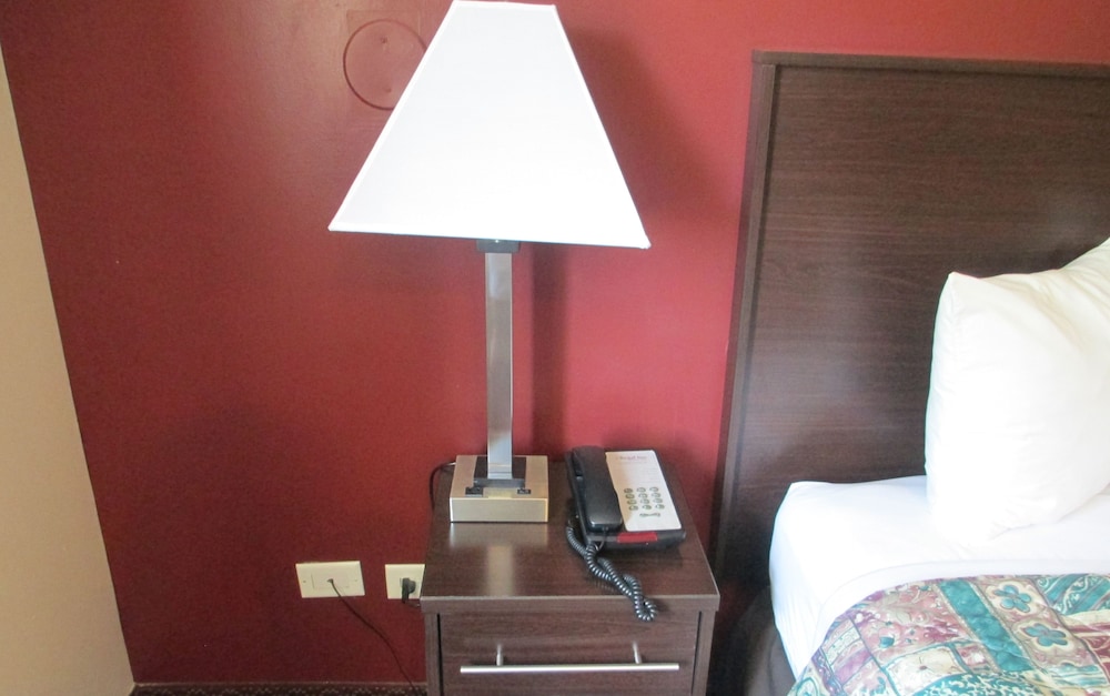 Regal Inn Chicago O'Hare Airport - photo 29