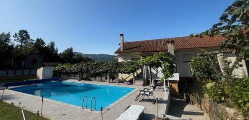 Quinta Da Felicidade - last minute hotel in Varzea