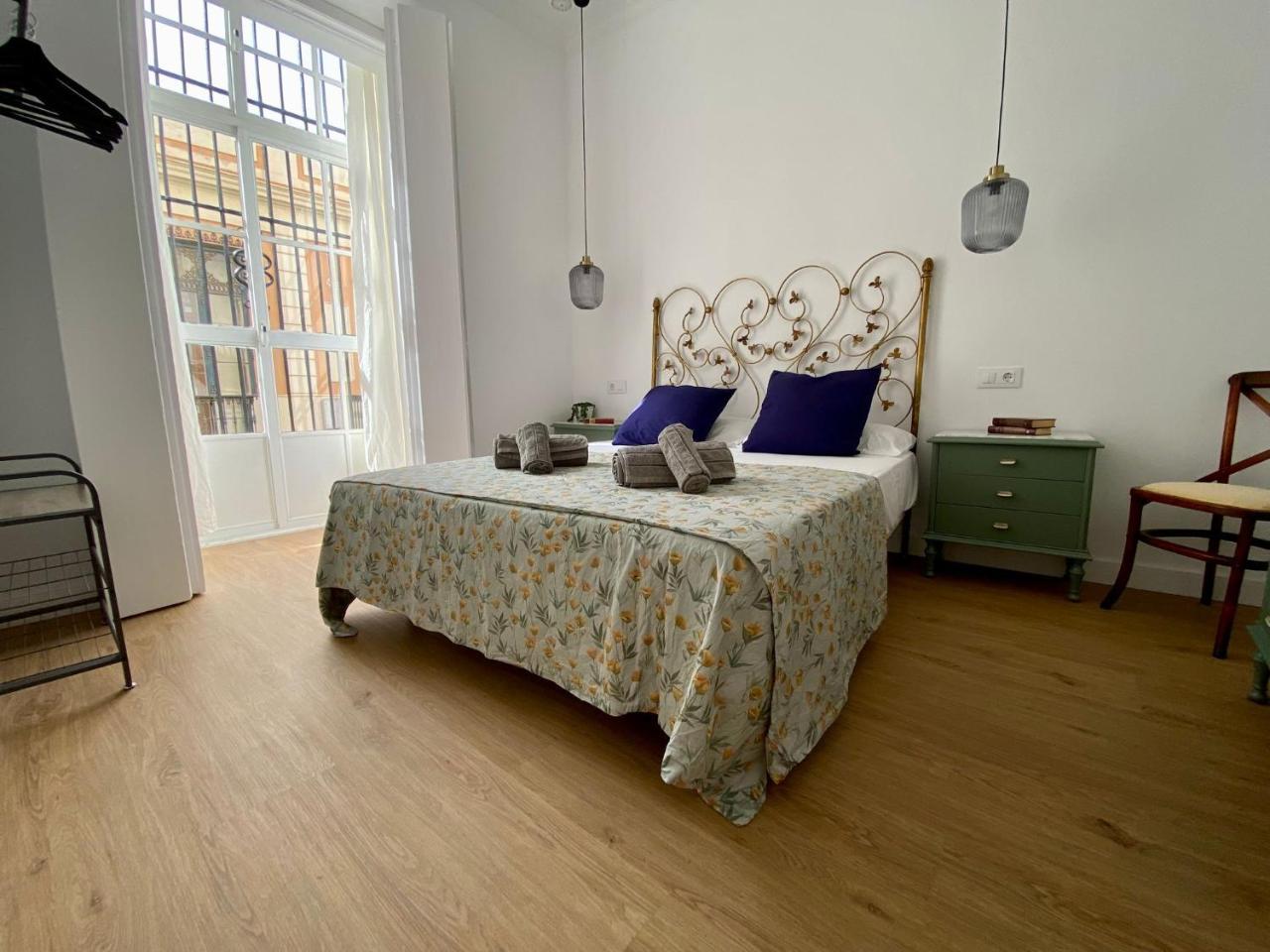 Azvalia Puro Puerto Casco Historico in El Puerto De Santa Maria, Spain