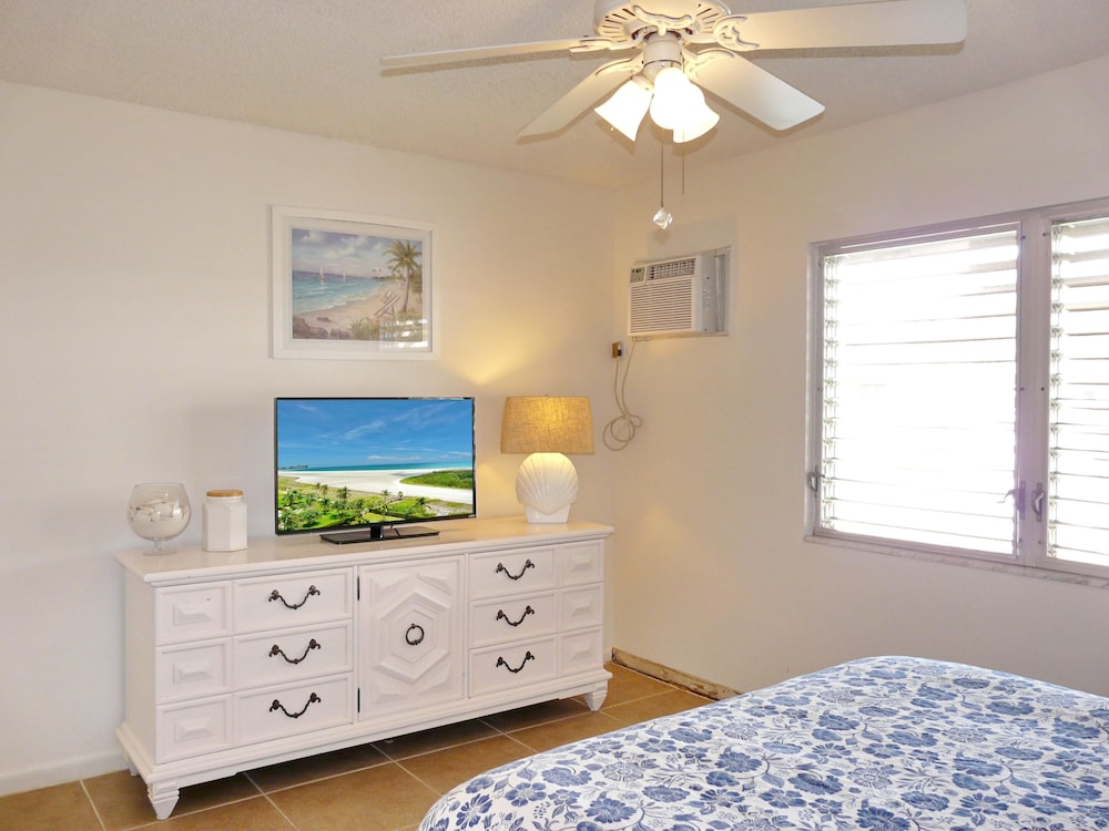 Aquarius H 7 Marco Island - photo 2