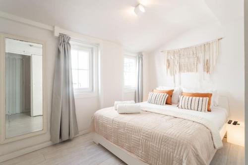 The White Suite Principe Real — 4-Star Luxury Hotel in Lisbon, Portugal