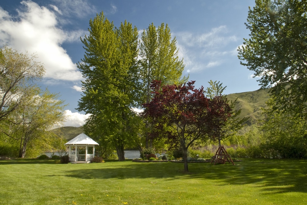 Warm Springs Inn & Winery - photo 93