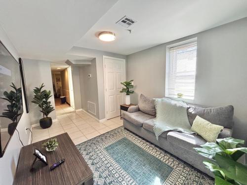 FREE Parking Cozy 2 Bedroom unit near NYC — 4-Star Luxury Hotel in North Bergen, United States