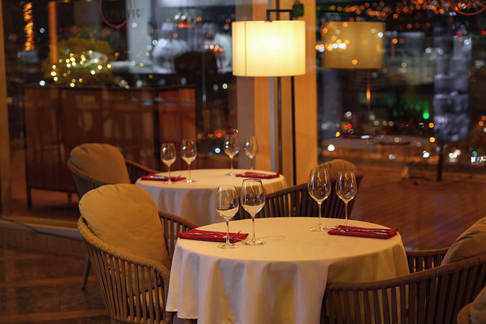 מזון ומשקאות