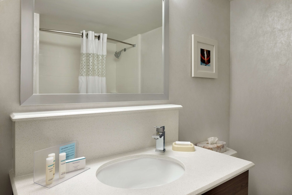 Hampton Inn Philadelphia Mt. Laurel - photo 15