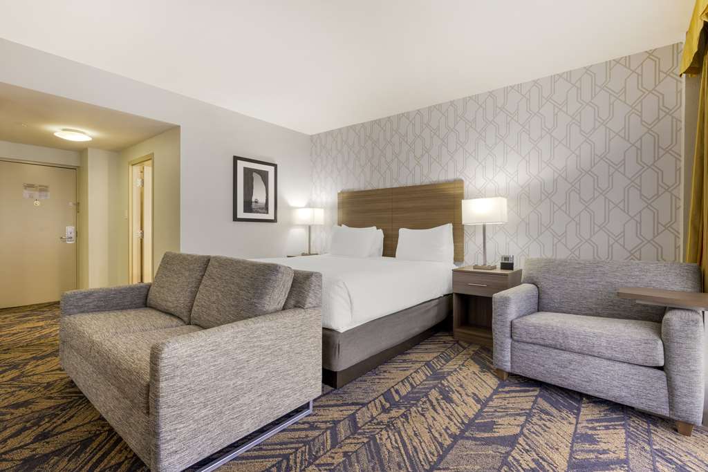 Best Western Plus Bayside Inn - photo 16