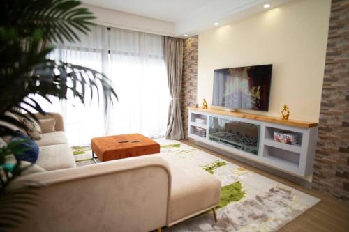 Serenity Suites Apartment With Private Parking Space Modern Equipped Gym Swimming Pool And A Relaxing Rooftop With Unbeatable City Views