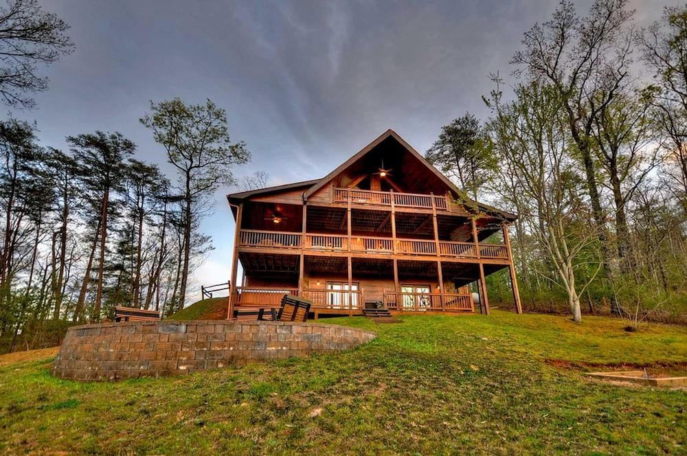 Big Sky Retreat in Blue Ridge, United States